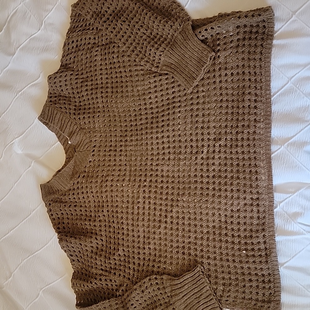 Women's sweater top size L